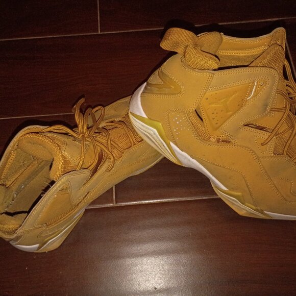 Nike Men's Air Jordan true flight - Picture 2 of 9